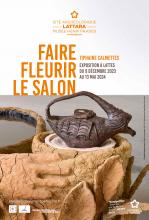 "Faire fleurir le salon" de Tiphaine Calmettes, une exposition d'art contemporain en dialogue avec la collection permanente du site archéologique Lattara-musée Henri Prades, du 9 décembre 2023 au 13 mai 2024.